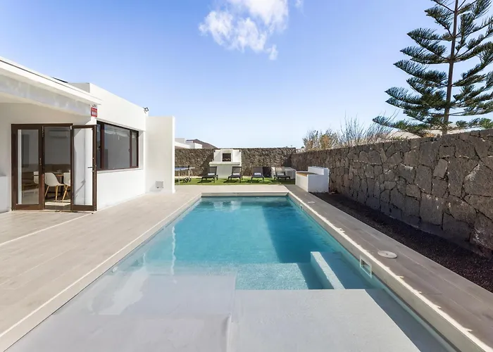 Cactus - Large Private Plot - Heated Pool & Bbq - Luxury Vacation וילה *