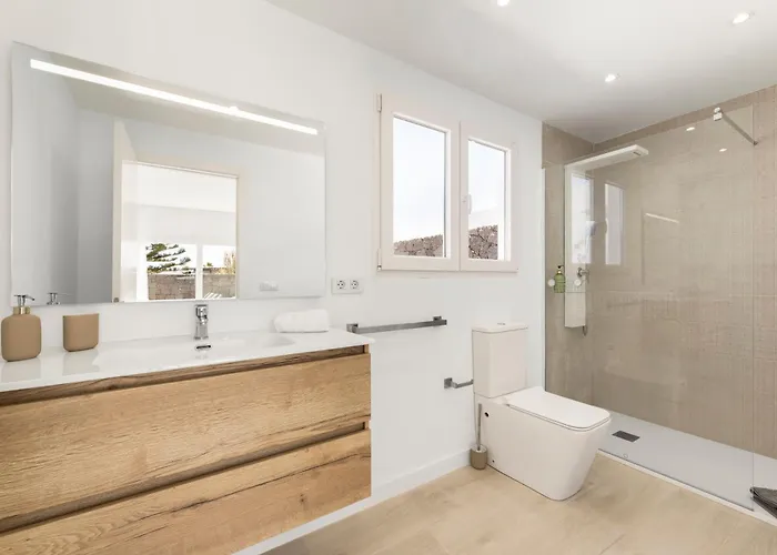 Cactus - Large Private Plot - Heated Pool & Bbq - Luxury Vacation فيلة *